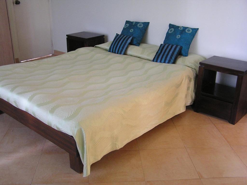 Villa Camelot บังกาลอร์ ภายนอก รูปภาพ